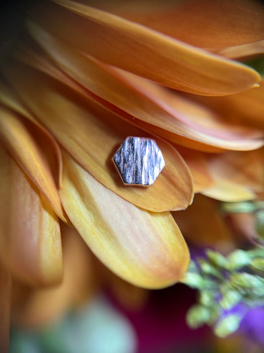 Wave textured Hexagon - 14k - SO Fine Jewelry